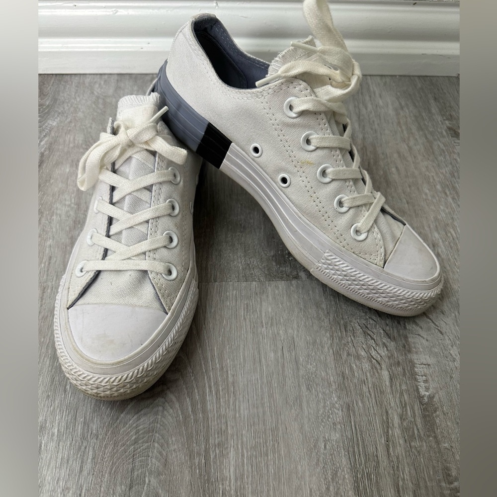 Converse All‎ Star White Size US 6